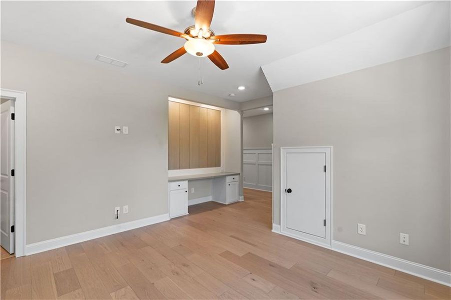 Spacious, unfurnished interior of a new home in Bellwyn, Johns Creek (Image 44).
