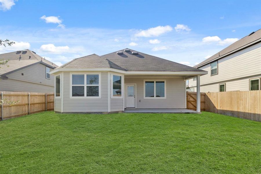 Exterior details and patio area of a home in Retreat at Fossil Creek, Fort Worth (Image 2). Exterior details and patio area of a home in Retreat at Fossil Creek, Fort Worth (Image 2).