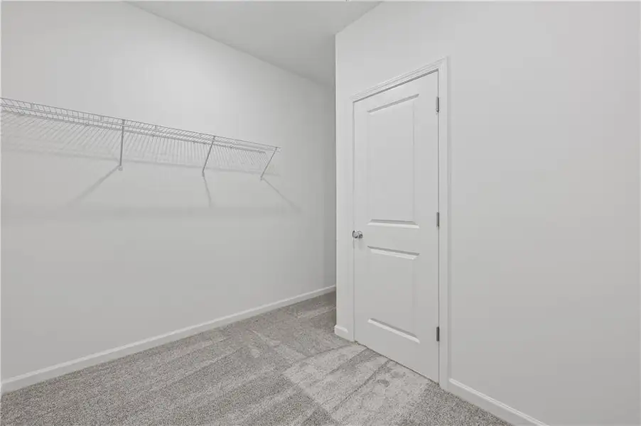 Spacious, unfurnished interior of a new home in Avery Ridge, Gainesville (Image 19).