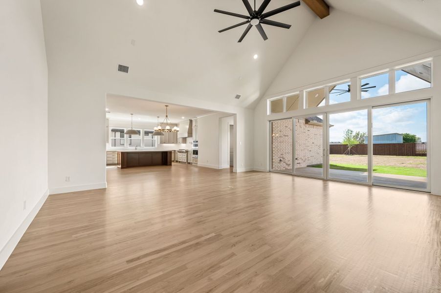 Spacious, unfurnished interior of a new home in NorthGlen, Haslet (Image 23).