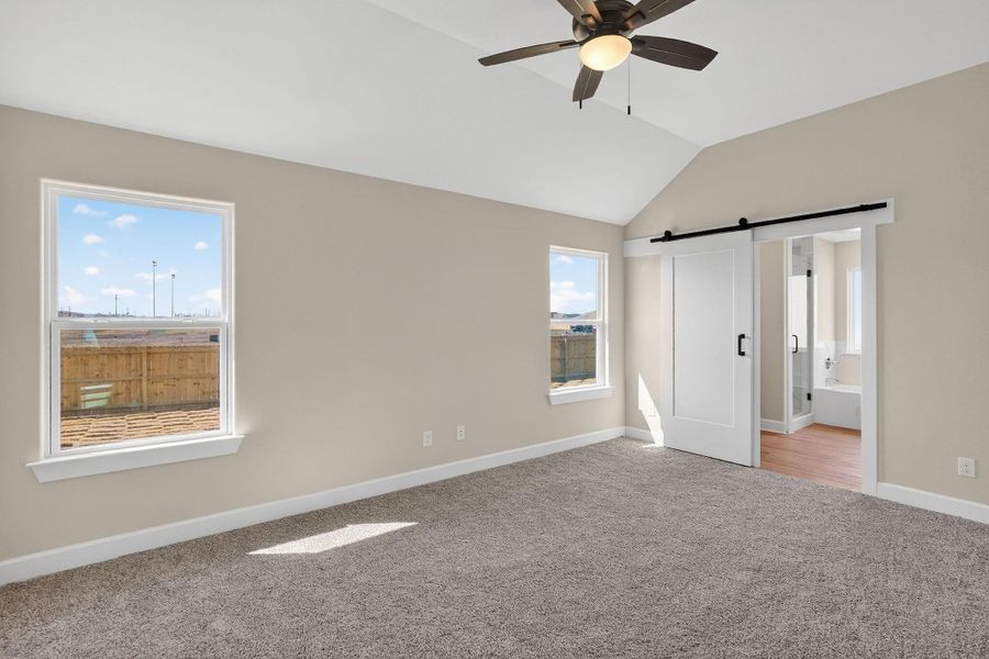 Spacious, unfurnished interior of a new home in , Snook (Image 25).