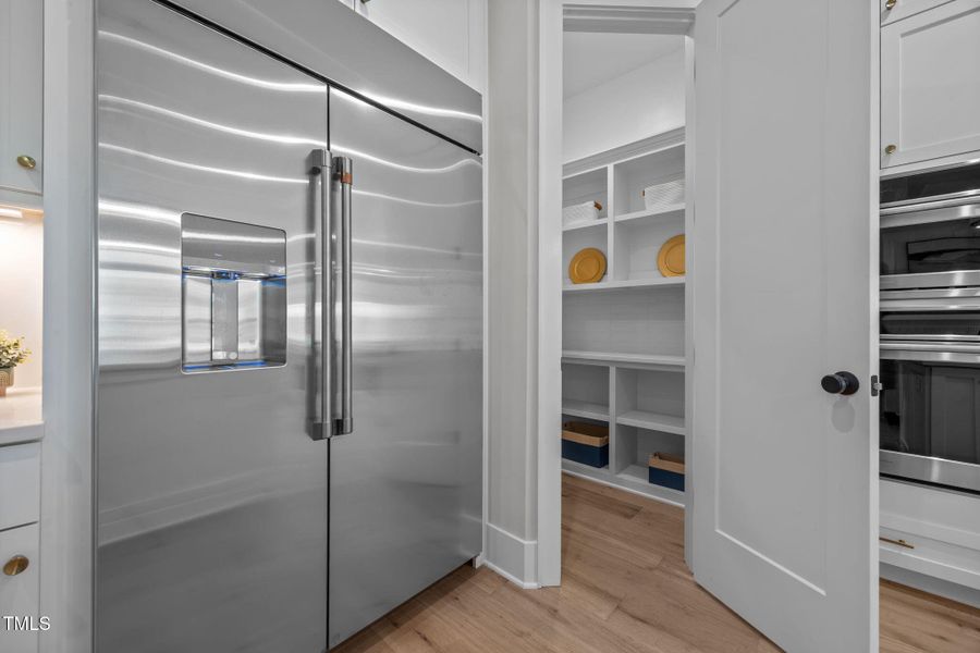 24-web-or-mls-IMG_8220 24-web-or-mls-IMG_8220