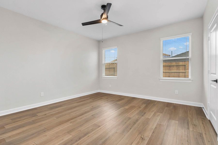 Image 9 of a home in Emberly.