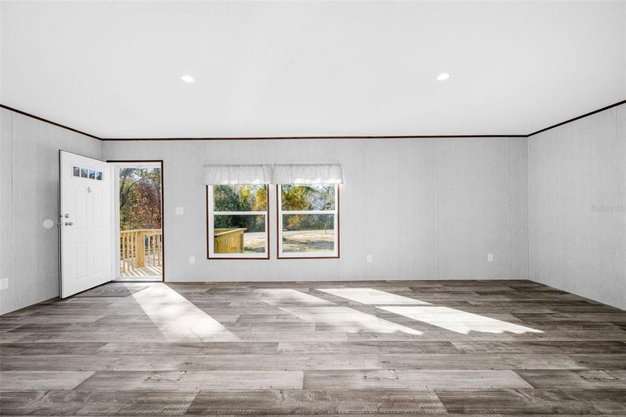 Spacious, unfurnished interior of a new home in , Bronson (Image 23).