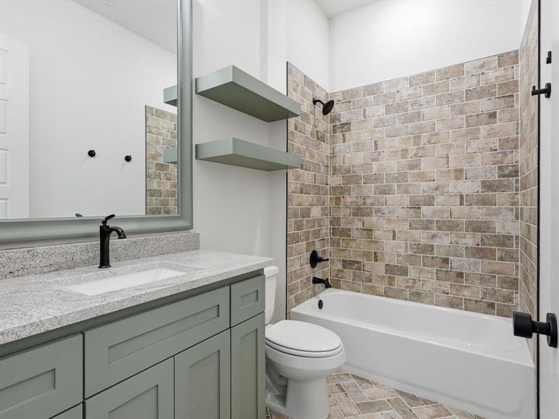 Furnished interior view inside a new home in Silver Sage Farm, Weatherford (Image 9).