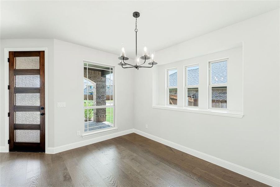 Spacious, unfurnished interior of a new home in Sable Creek, Sanger (Image 19). Spacious, unfurnished interior of a new home in Sable Creek, Sanger (Image 19).