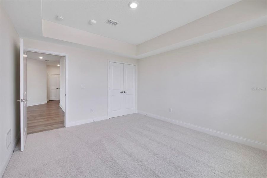 Spacious, unfurnished interior of a new home in Gatherings® of Lake Nona, Orlando (Image 17).