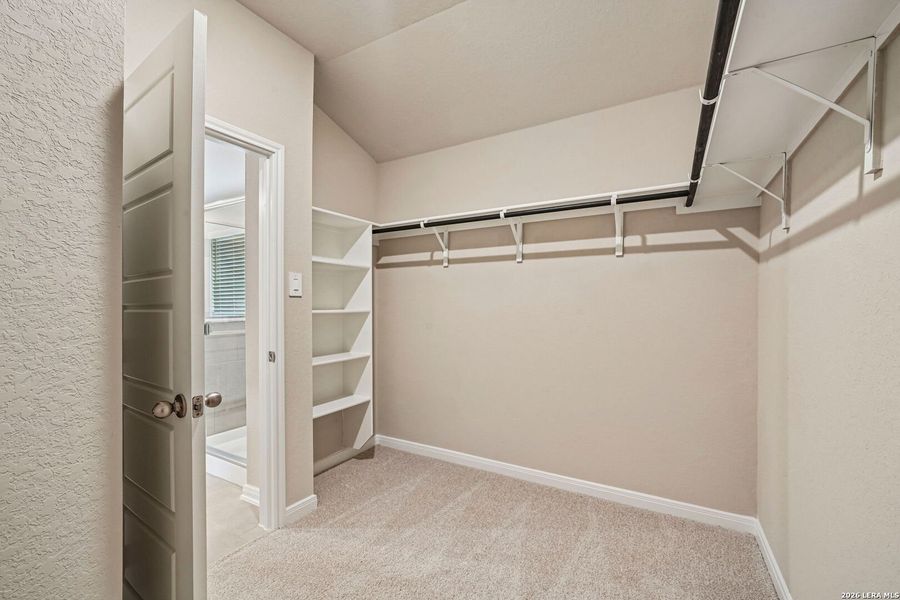 Spacious, unfurnished interior of a new home in Royal Crest, San Antonio (Image 24).