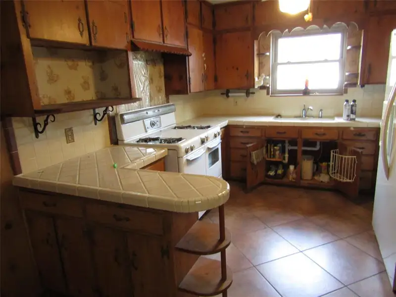 Furnished interior view inside a new home in , Azle (Image 3).