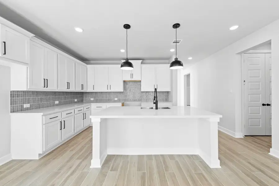 Representative image. Features, specifications, selections and colors may vary. Representative image. Features, specifications, selections and colors may vary.