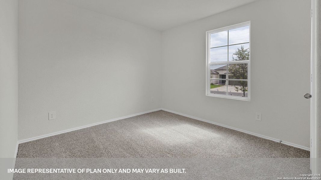 Spacious, unfurnished interior of a new home in Arroyo Ranch, Seguin (Image 23).