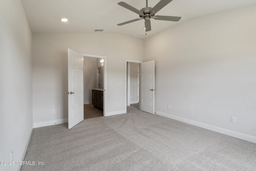 Spacious, unfurnished interior of a new home in Shadow Crest at Rolling Hills, Green Cove Springs (Image 14). Spacious, unfurnished interior of a new home in Shadow Crest at Rolling Hills, Green Cove Springs (Image 14).