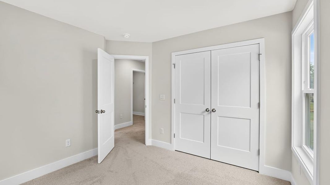 Spacious, unfurnished interior of a new home in Hidden Hills, Spartanburg (Image 25).