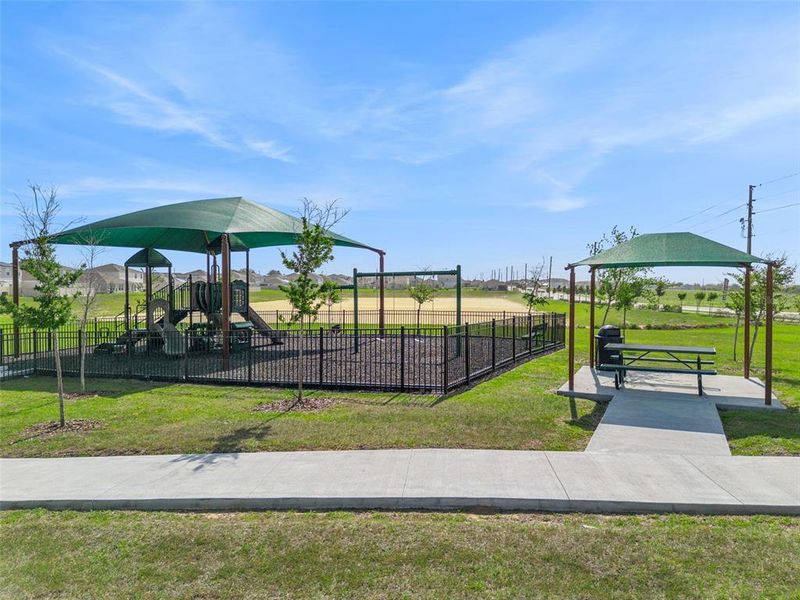Community amenities in , Haines City (Image 18).