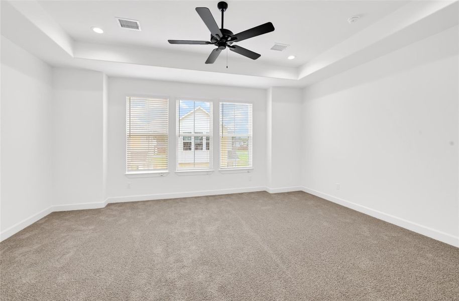 Spacious, unfurnished interior of a new home in , Houston (Image 22).