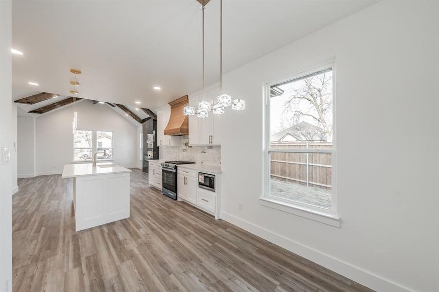 Furnished interior view inside a new home in , Richland Hills (Image 8).