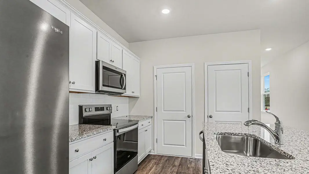 Furnished interior view inside a new home in Summerville, Darlington (Image 6).