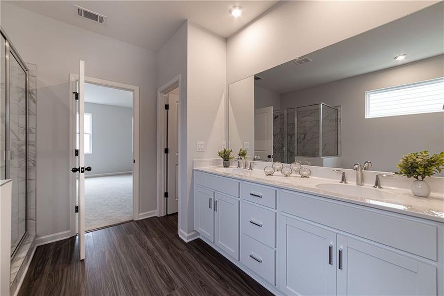 Furnished interior view inside a new home in Enclave at Edgewater, Canton (Image 44).