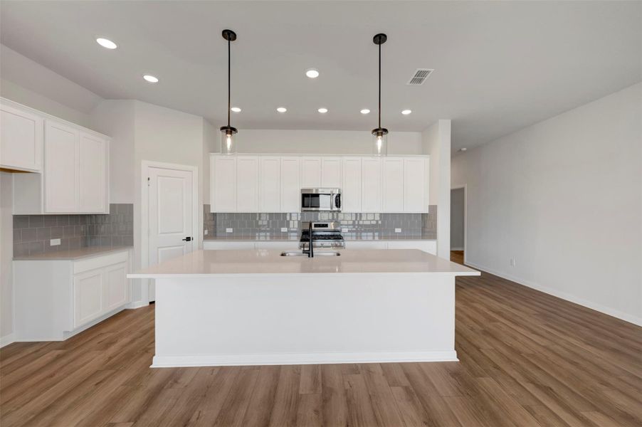 Furnished interior view inside a new home in Beacon Point at Lago Mar 50’ Homesites, Texas City (Image 14).
