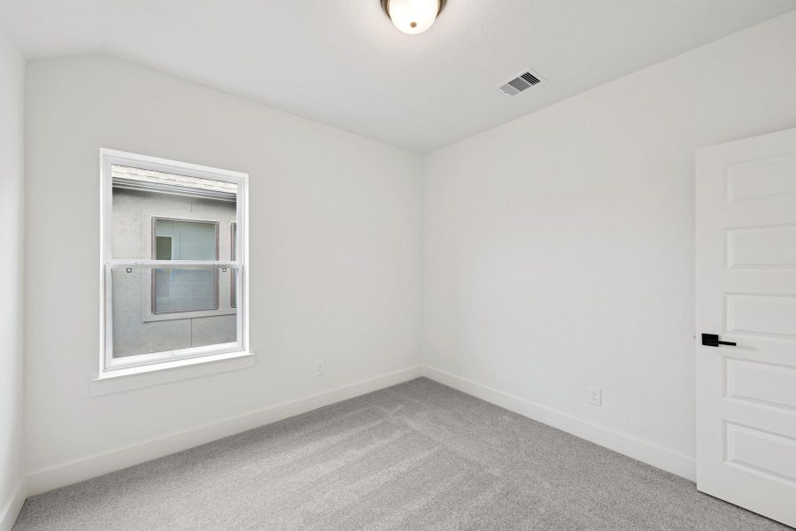 Spacious, unfurnished interior of a new home in The Highlands 40', Porter (Image 18). Spacious, unfurnished interior of a new home in The Highlands 40', Porter (Image 18).