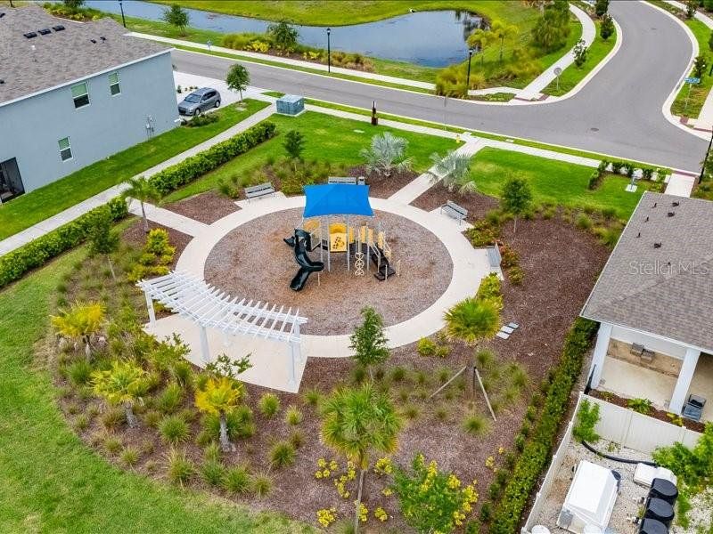 Community amenities in , Apollo Beach (Image 60).