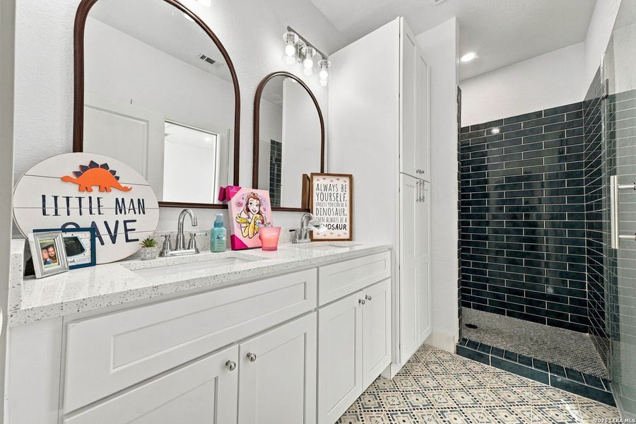 Furnished interior view inside a new home in , San Antonio (Image 9).