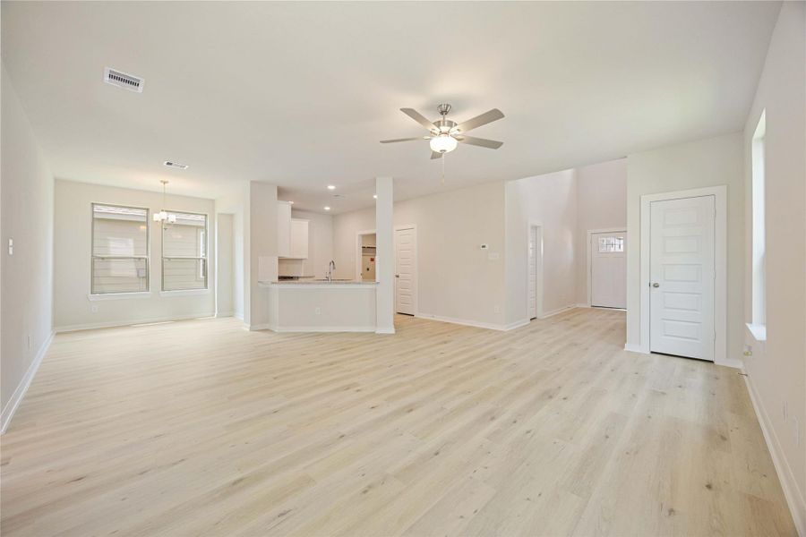 Spacious, unfurnished interior of a new home in Bluebonnet Village, Bellville (Image 22).