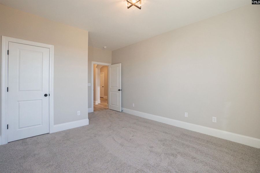 Spacious, unfurnished interior of a new home in The Cove, Sumter (Image 39). Spacious, unfurnished interior of a new home in The Cove, Sumter (Image 39).