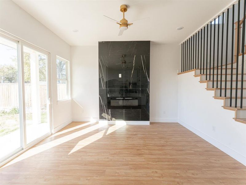Spacious, unfurnished interior of a new home in , Dallas (Image 13).