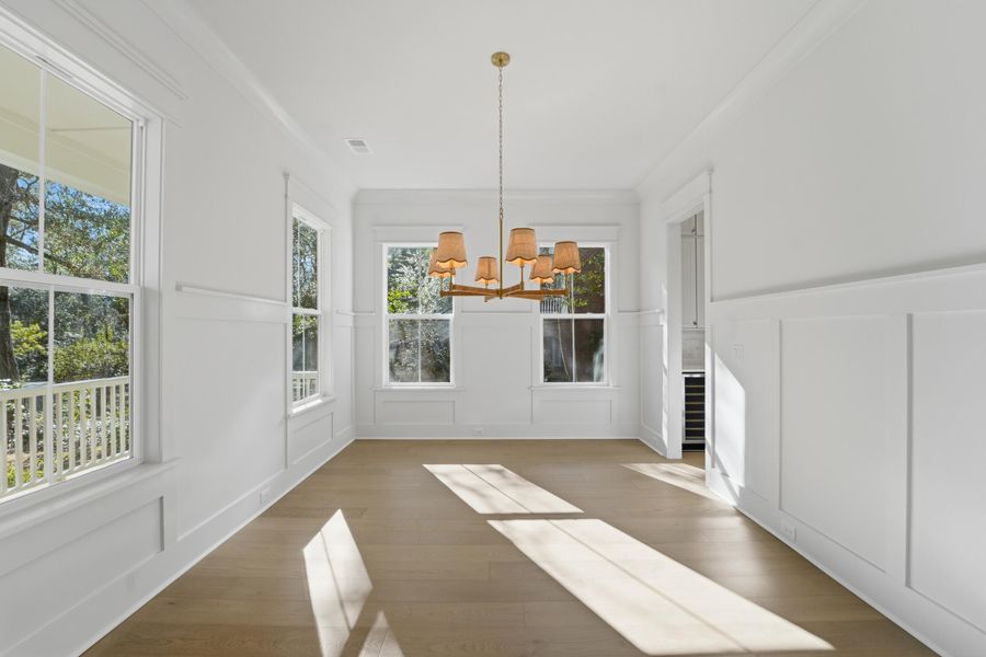 Spacious, unfurnished interior of a new home in , Hollywood (Image 21).