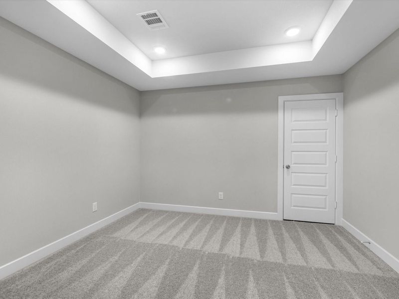 Spacious, unfurnished interior of a new home in Brookewater, Rosenberg (Image 10).