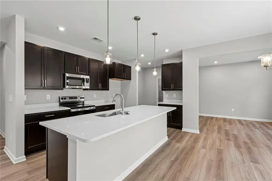 Furnished interior view inside a new home in Twin Lakes, Hoschton (Image 10).