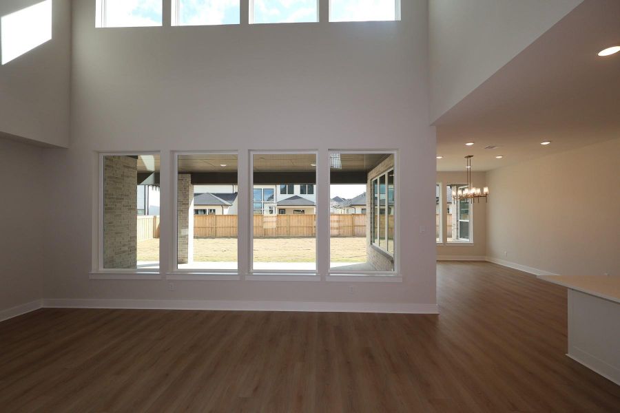 Spacious, unfurnished interior of a new home in Dunham Pointe, Cypress (Image 19).