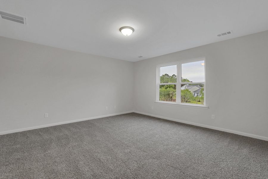 Representative unfurnished interior of a home built from the The Birch by Smith Family Homes in Lakeview Pines, Statesboro (Image 34).