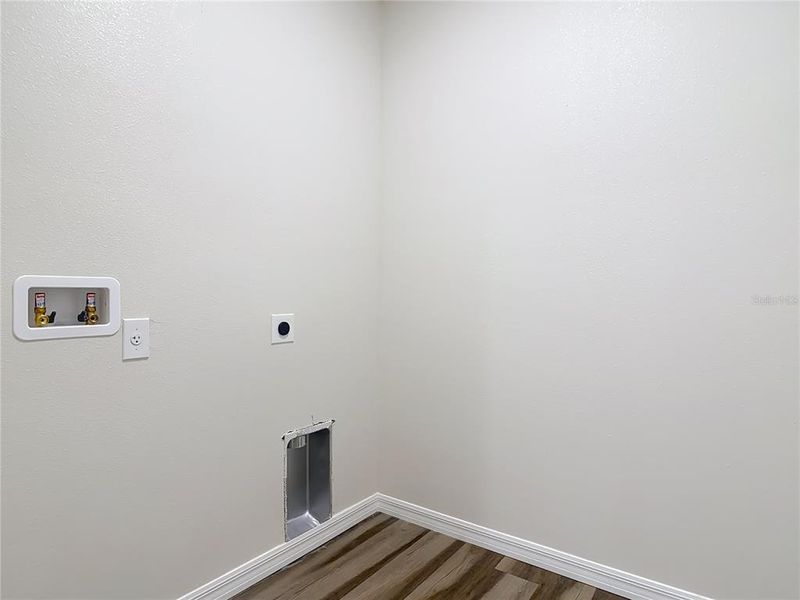 Image 38 of a home in .