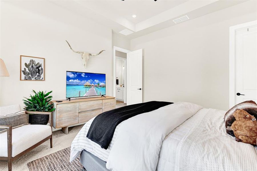 Furnished interior view inside a new home in , Frisco (Image 32).