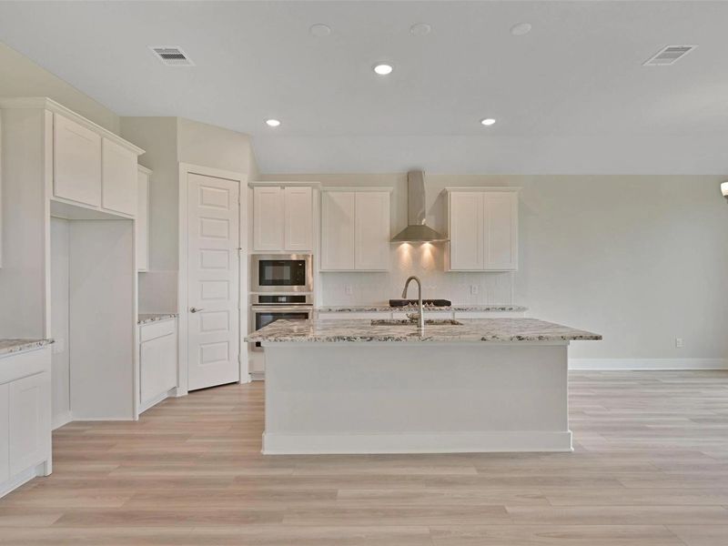 Furnished interior view inside a new home in Lago Mar, Santa Fe (Image 7).