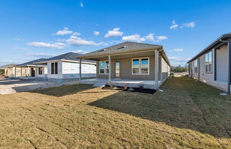 Exterior details and patio area of a home in Sun City Texas, Georgetown (Image 22).
