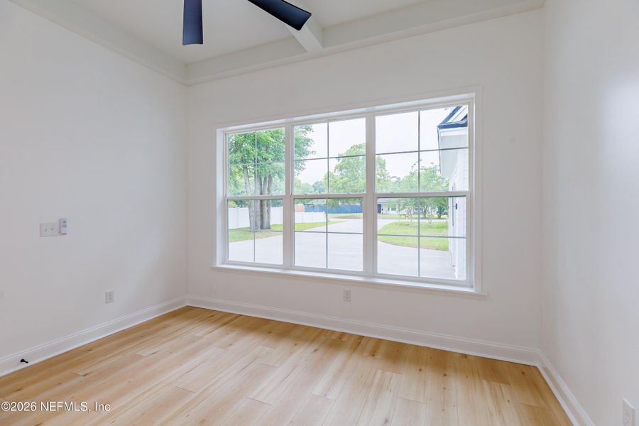 Spacious, unfurnished interior of a new home in , Jacksonville (Image 49).
