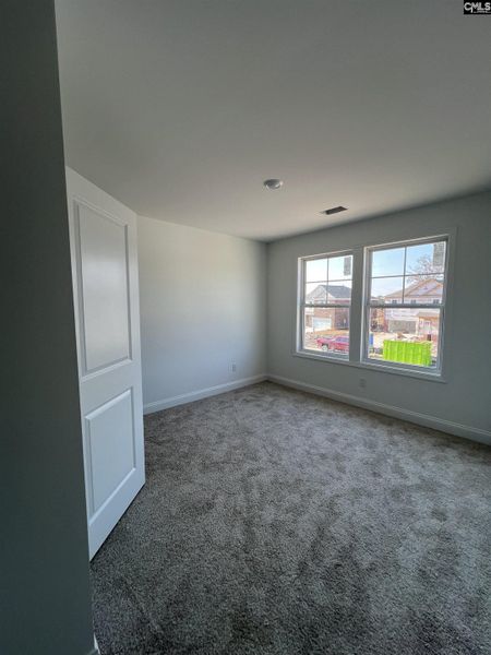 Spacious, unfurnished interior of a new home in Beach Forest, Sumter (Image 5).