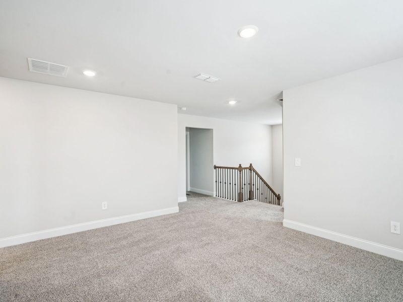 Spacious, unfurnished interior of a new home in Preserve at Mountain Creek, Pendergrass (Image 14).