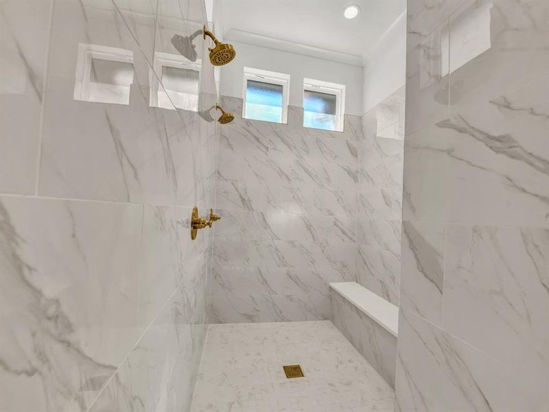 Close-up of interior finishes inside a home in , Weatherford (Image 20).