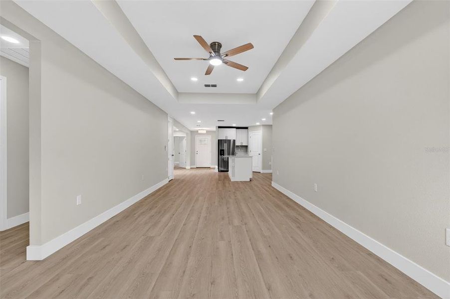 Spacious, unfurnished interior of a new home in , Orlando (Image 51).
