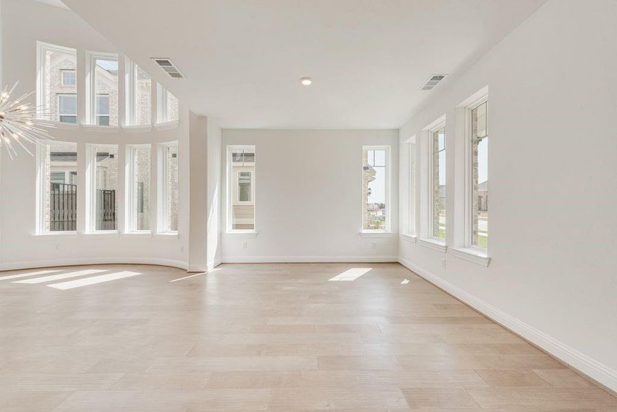 Spacious, unfurnished interior of a new home in Prairie Ridge, Midlothian (Image 16). Spacious, unfurnished interior of a new home in Prairie Ridge, Midlothian (Image 16).