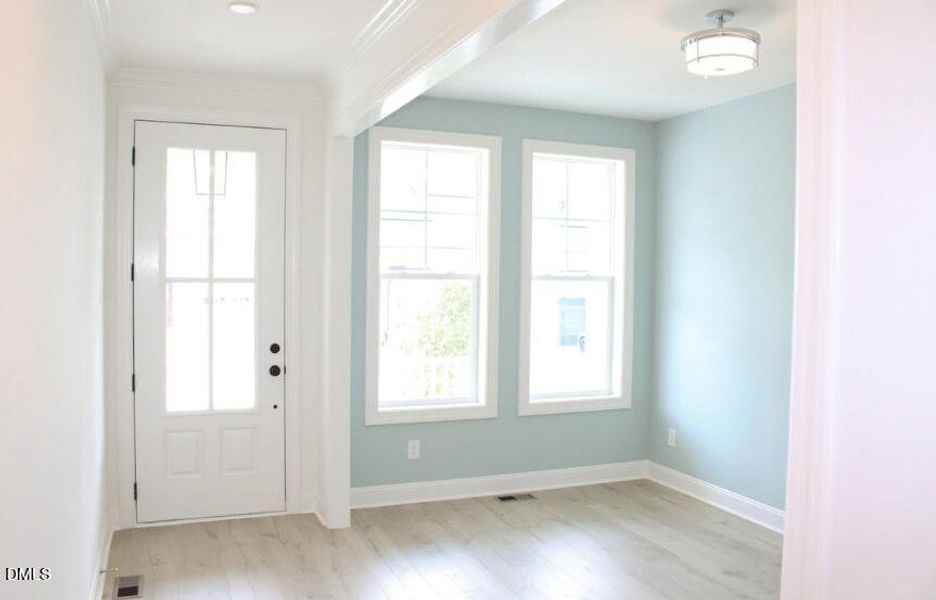 Columbia_foyer Columbia_foyer