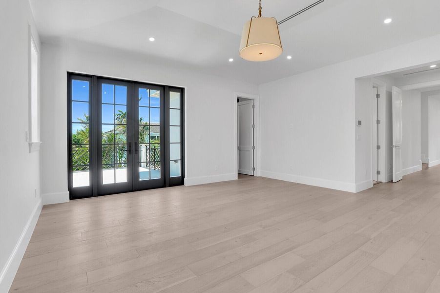 Spacious, unfurnished interior of a new home in , West Palm Beach (Image 30). Spacious, unfurnished interior of a new home in , West Palm Beach (Image 30).