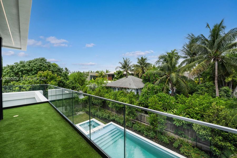 Exterior details and patio area of a home in , Miami Beach (Image 25).