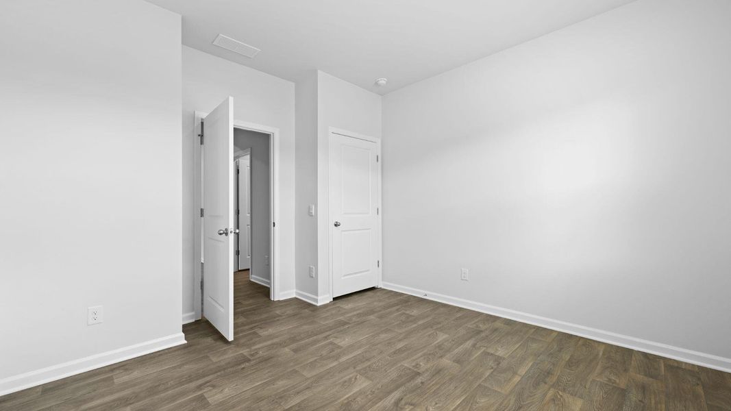 Spacious, unfurnished interior of a new home in The Ranch, Holly Hill (Image 27).