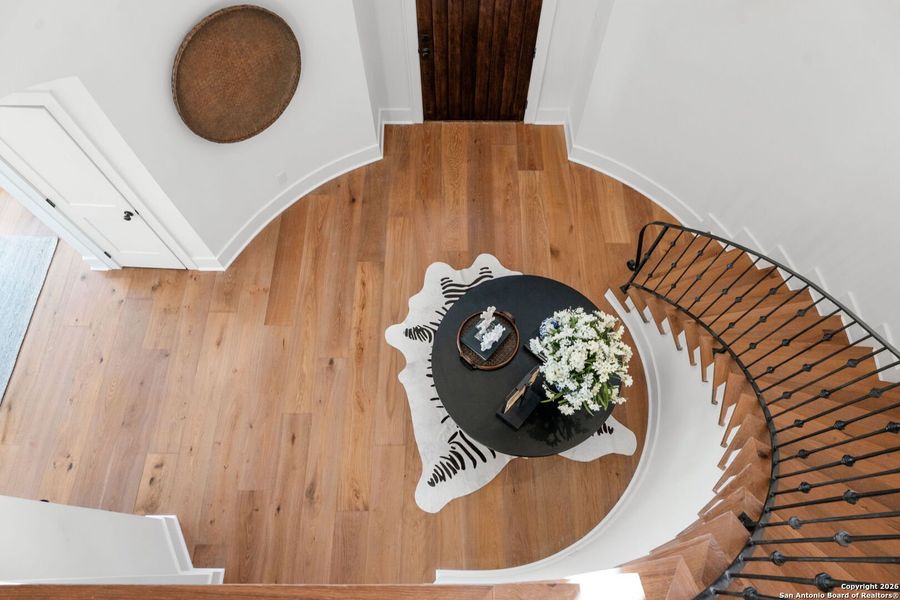 Close-up of interior finishes inside a home in , Terrell Hills (Image 20).
