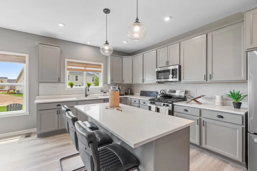 Representative furnished interior of a home built from the Breckenridge by Fischer Homes in Twin Lakes, Hoschton (Image 17).